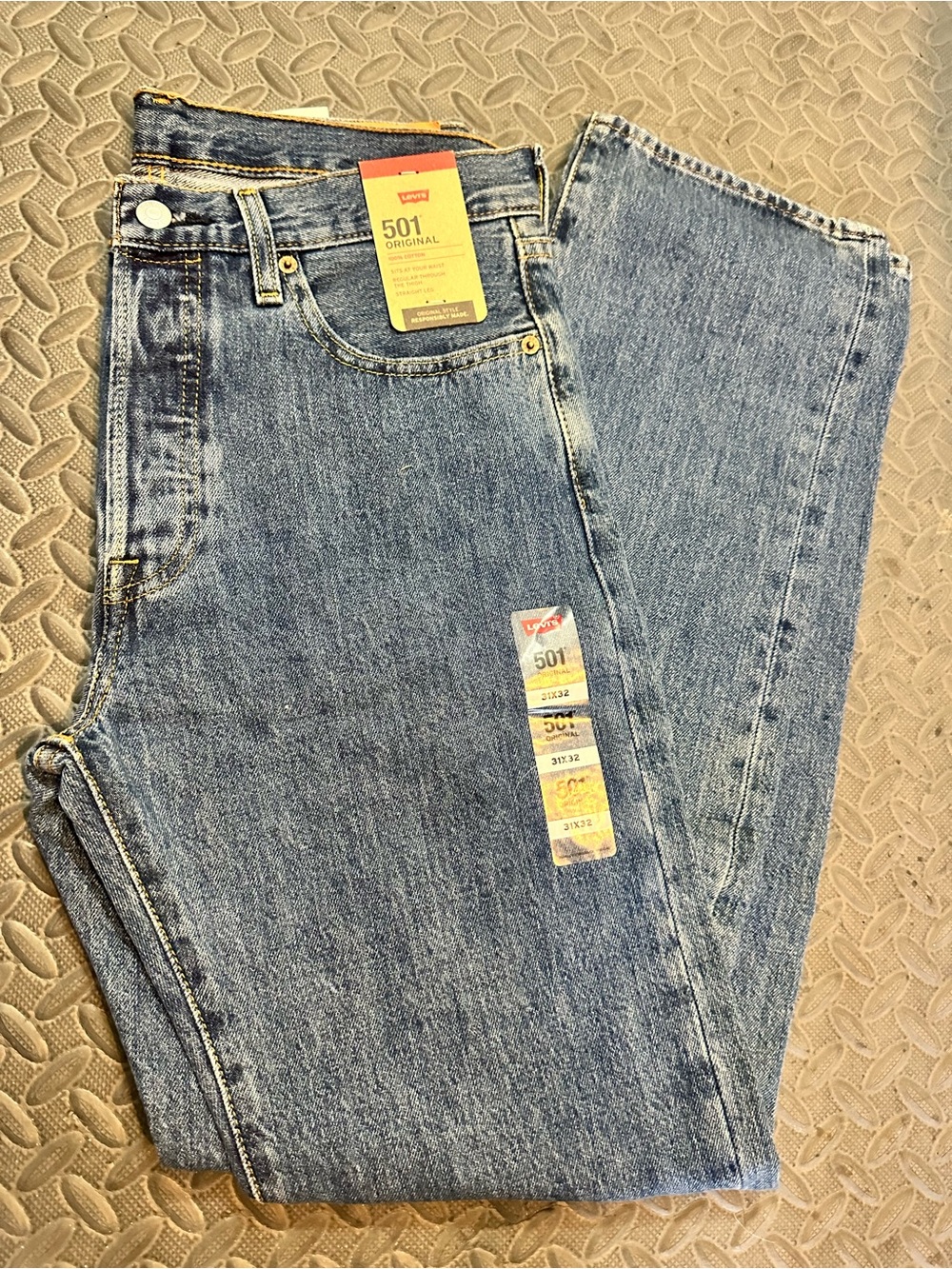 Levi's 501 Original Straight Men's Jeans - Light Blue Wash